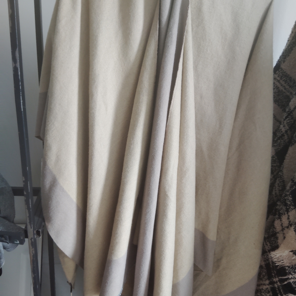 SHEIN Two-Tone Cape in Beige and Gray